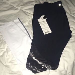 SIZE MEDIUM - Layer 8 volcano leggings